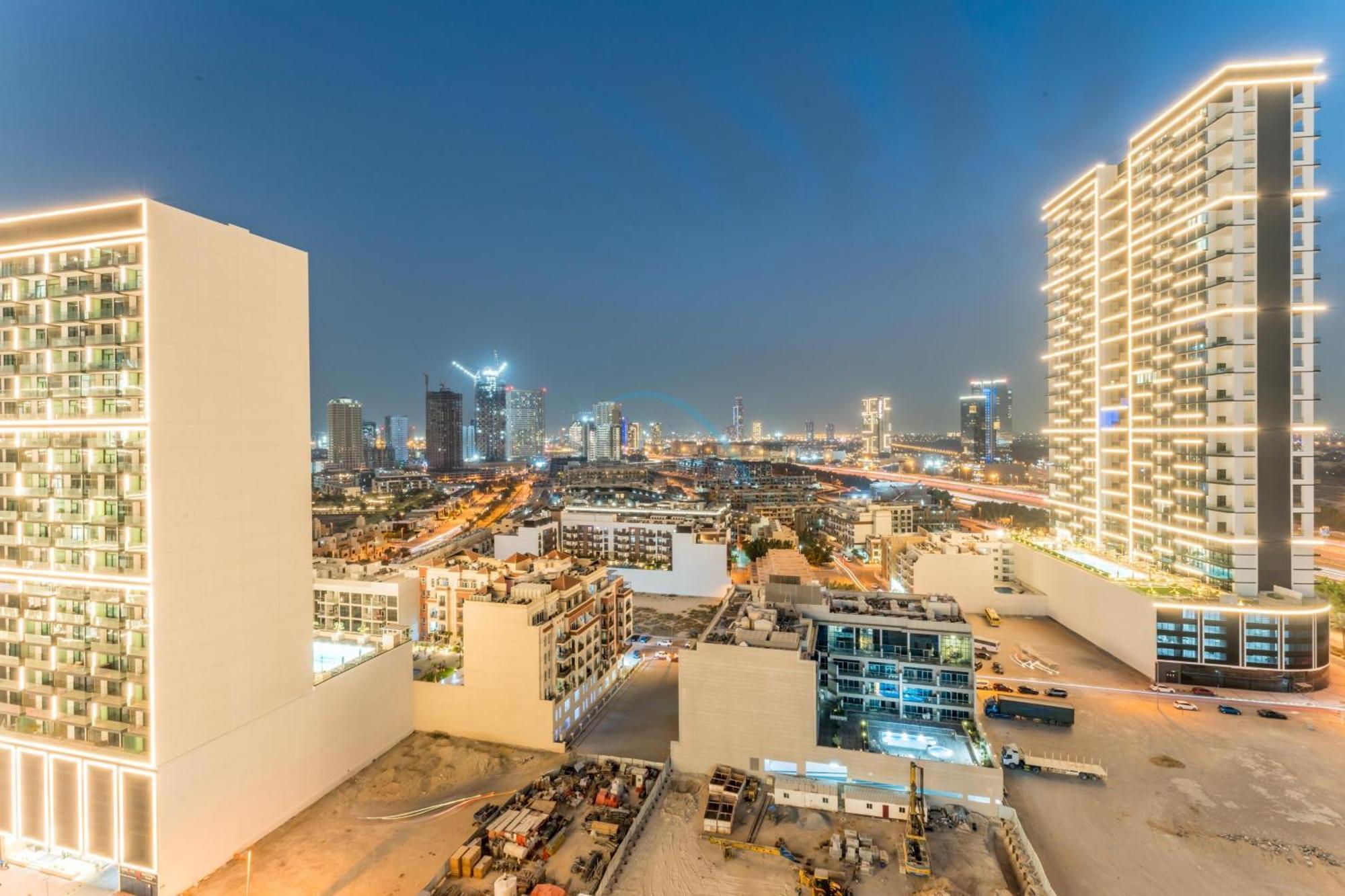 Apartment Views 1br With Private Balcony, Binghatti House, Jumeirah Village Circle By Deluxe Homes